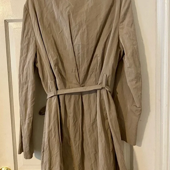 Taupe Asymmetrical trench coat - Picture 4 of 7
